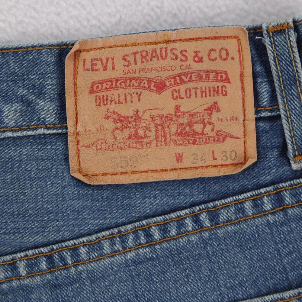 Levis actual measurements